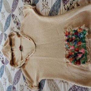 Free People hooded sweater. Size medium.